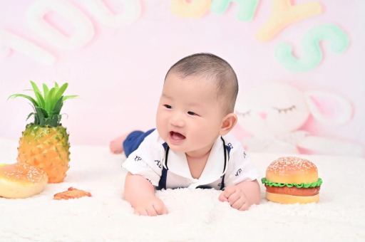 借卵生子咨询宝宝多久抬头 借卵生子咨询宝宝多久抬头